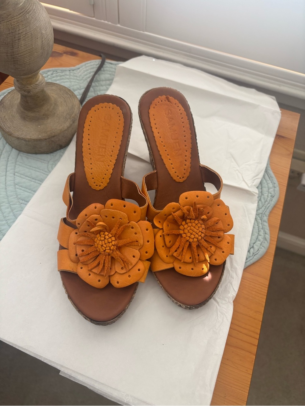 Women’s Orange Floral Slide Sandals Adorned with a Flower